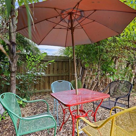 Vibrant Rockledge Home About 2 Mi To Cocoa Village! 외부 사진